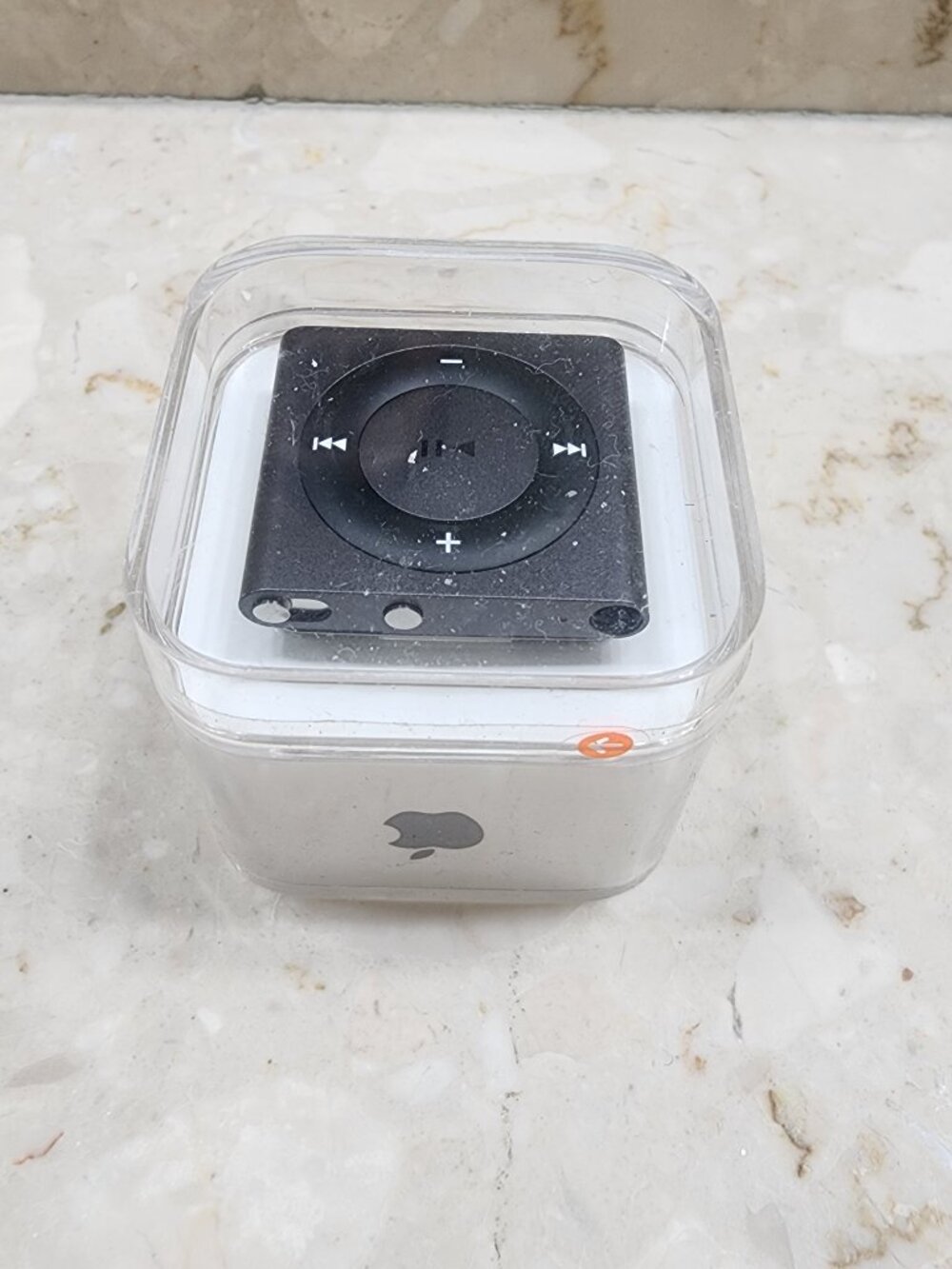Brand New Sealed Apple iPod shuffle 4th Generation Graphhite Black (2 GB)